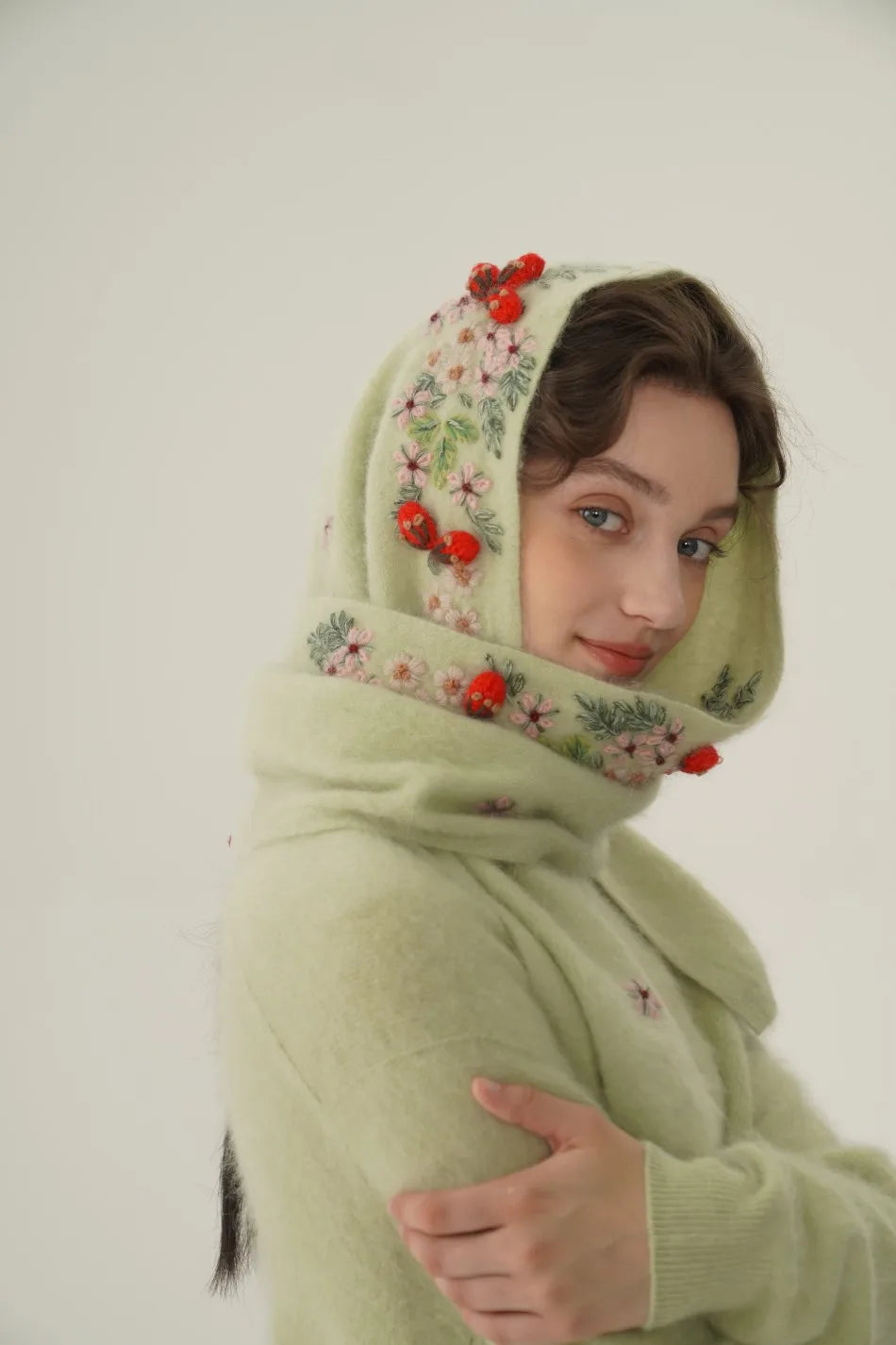 Annette Cashmere Sweater & Scarf Set, White