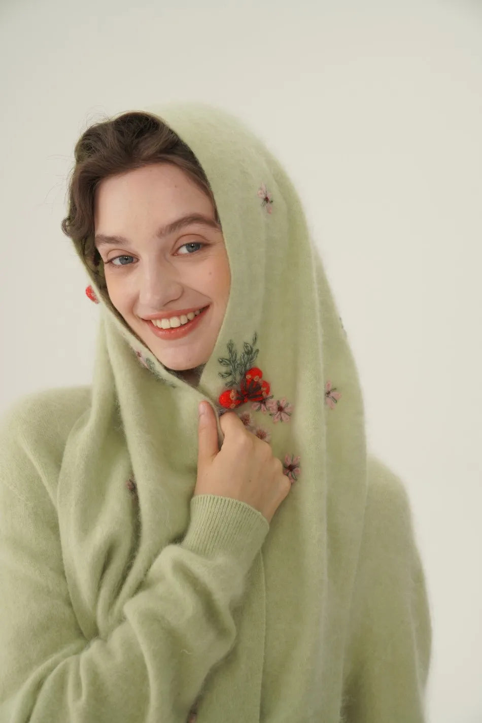 Annette Cashmere Sweater & Scarf Set, White